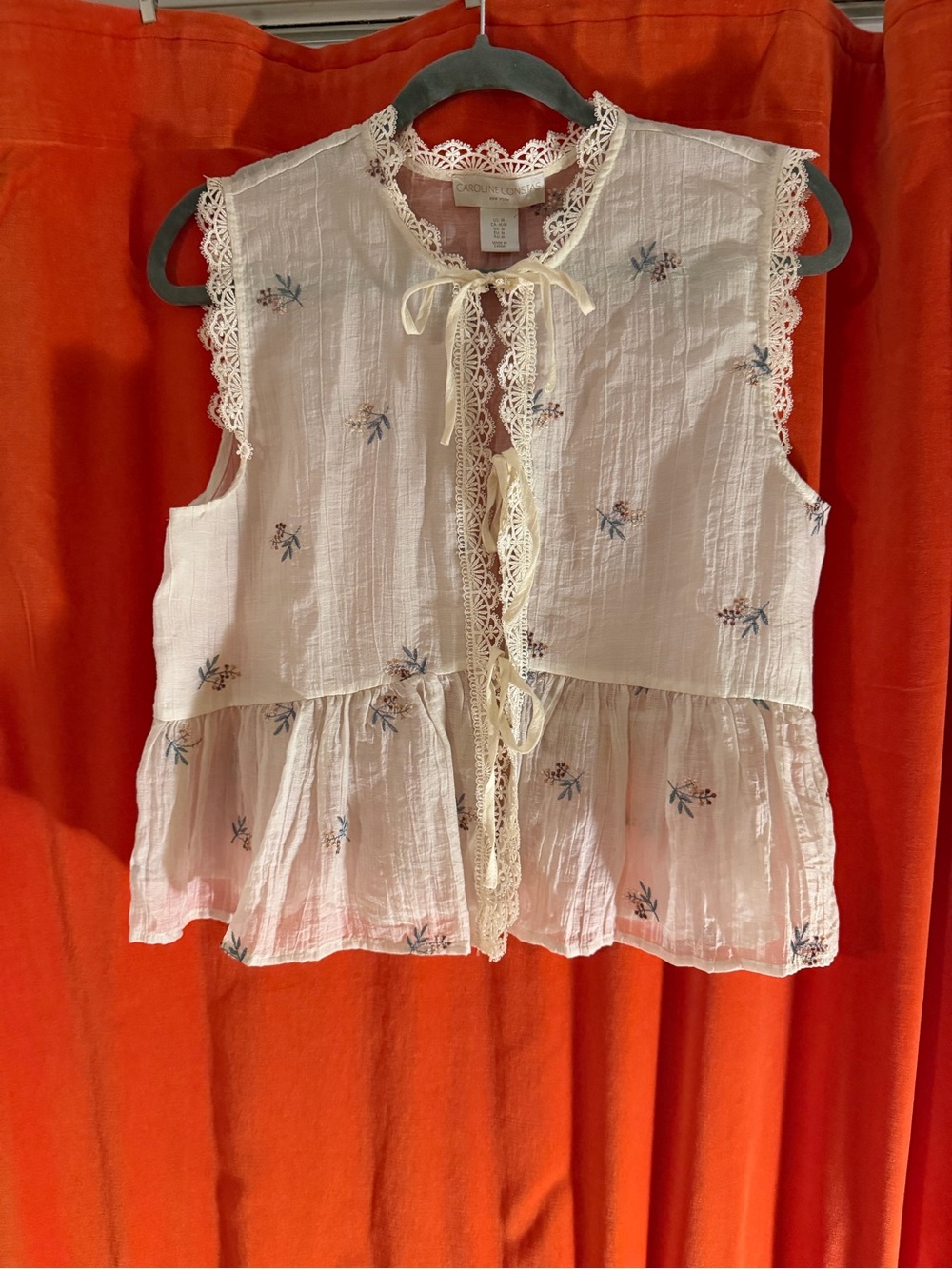 Caroline costas Ivory Floral Lace-Trim Peplum Tank